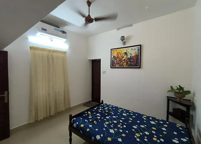 White House Villa Thrissur